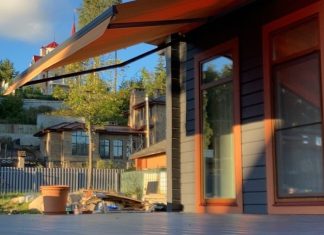 Солнечные ванны без ожогов: секреты комфортного отдыха с выдвижной маркизой