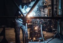 Надёжные поставки металлопроката: как выбрать и заказать с выгодой