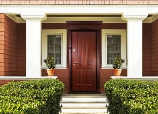 Как выбрать надежные входные двери