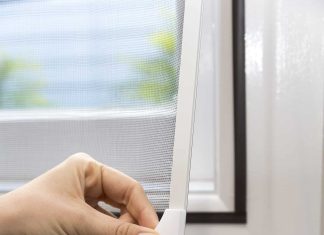 Основные правила ухода за противомоскитными сетками