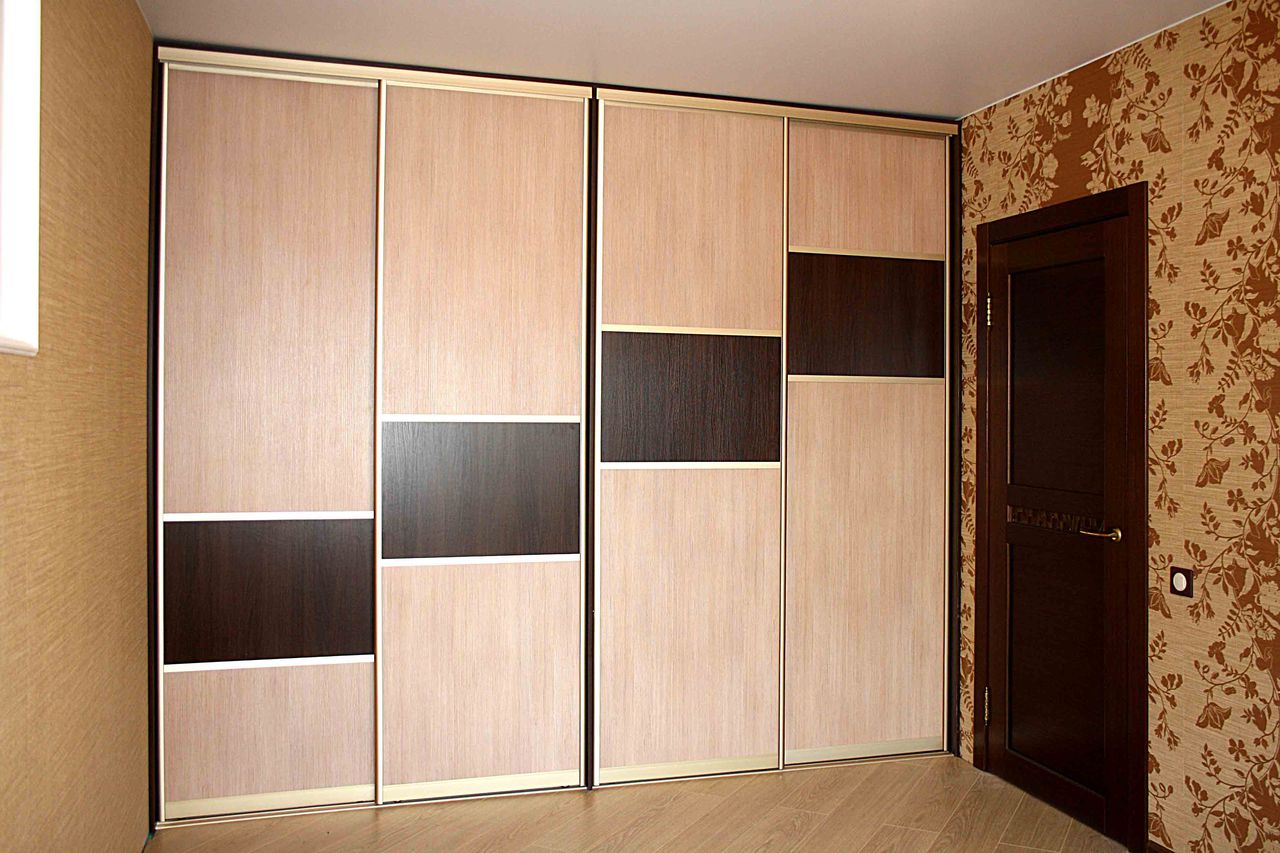 Особенности дверей для шкафа-купе