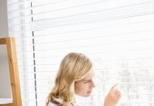 Как солнцезащитные жалюзи делают ваши окна максимально комфортными