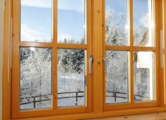 Деревянные окна с одинарным остеклением: куда устанавливать? Деревянные окна с одинарным остеклением: куда устанавливать?