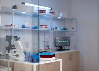 Лабораторная мебель: краеугольный камень научных открытий