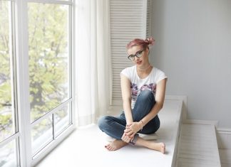 Как отремонтировать окно с заклинившим механизмом