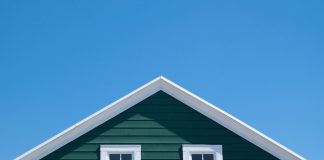 Интернет-кабель: правила прокладки под фасадом и в стенах частного дома