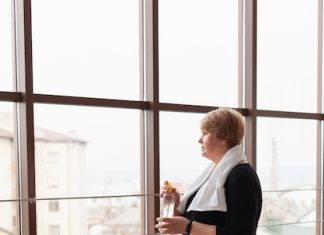 Умные окна с автоматическим открыванием для комфортного жилья