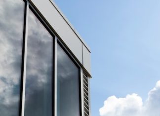 Преимущества окон с низкоэмиссионным стеклом для комфортного и энергоэффективного жилья