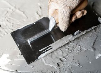 Штукатурка, шпаклёвка или ЦПС — чем и когда лучше отделывать стены?