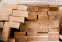 Виды бруса: профилированный, клееный, строганный — что выбрать