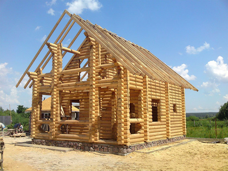 Строительство деревянного дома, достоинства