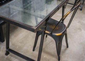 Волшебное прикосновение кованого искусства: мебель, которая преобразит ваш интерьер