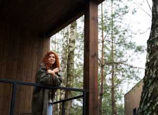 Как правильно выбрать окна для дачного домика