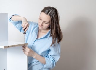 Как правильно выбрать механизм для шкафа купе