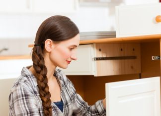 Советы по выбору фурнитуры для шкафа купе